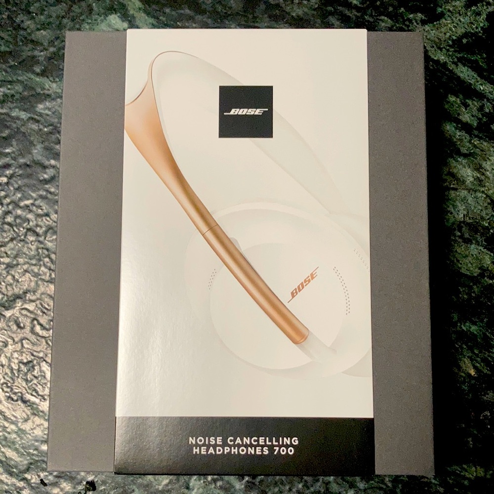 Bose Noise Cancelling Headphones 700